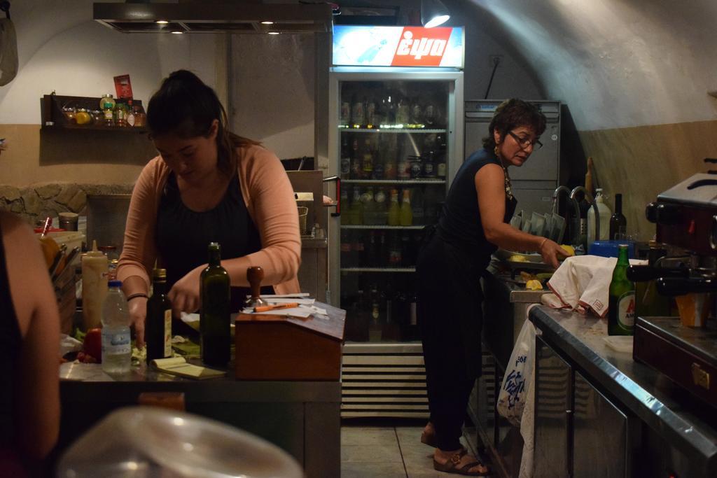 Porfyrousa Traditional Hotel Milopotamos  Ngoại thất bức ảnh